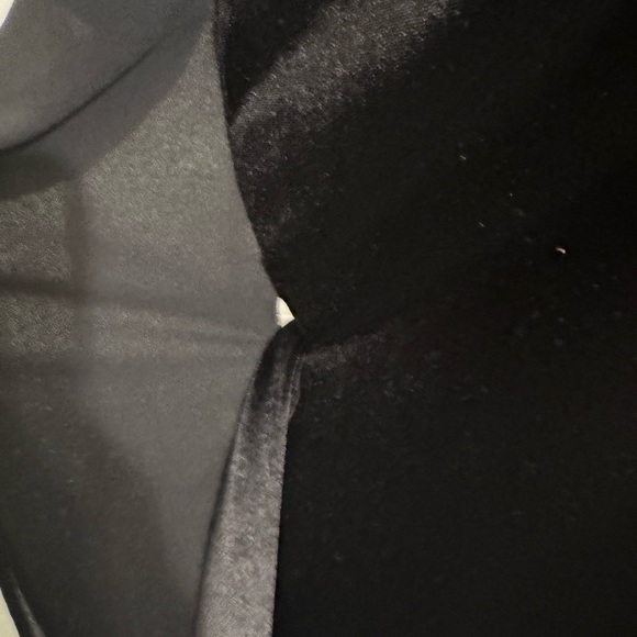 Michael Kors Black Velvet accent with Batwing short sleeves size Large- EUC - Picture 9 of 12